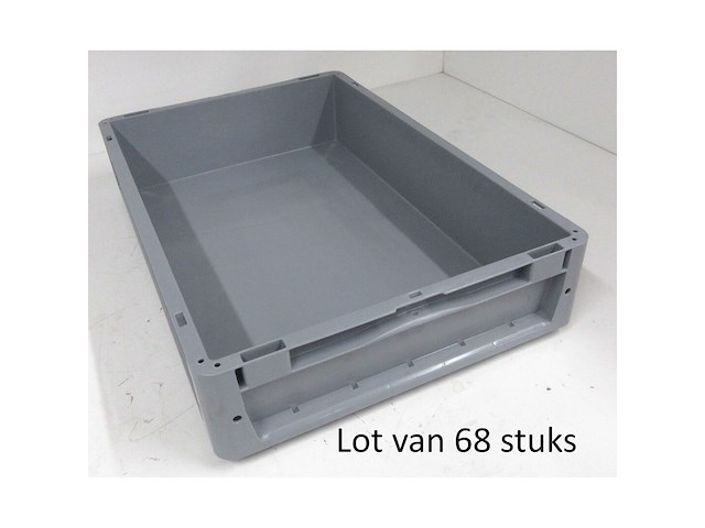 Lot van 68 euronorm stapelbakken ne 6412 - afbeelding 1 van  1