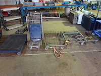 Lot van 7 karren - afbeelding 1 van  6