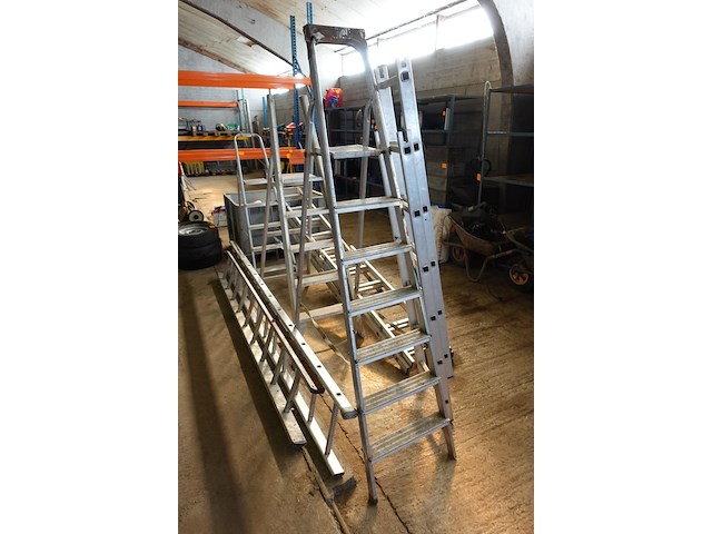 Lot van 8 ladders - afbeelding 7 van  8