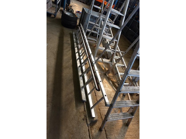 Lot van 8 ladders - afbeelding 8 van  8
