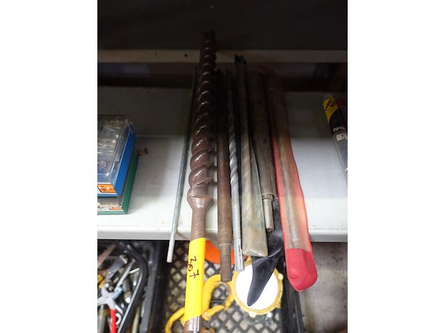 Lot van 8 lange boren - afbeelding 1 van  2