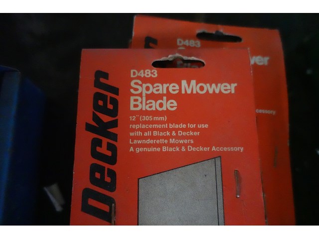 Lot van 9 messen voor grasmachine - afbeelding 2 van  2