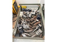 Lot van diverse frezen overige freesmachines - afbeelding 3 van  3