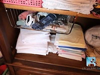 Lot van diverse meubelen - afbeelding 24 van  30