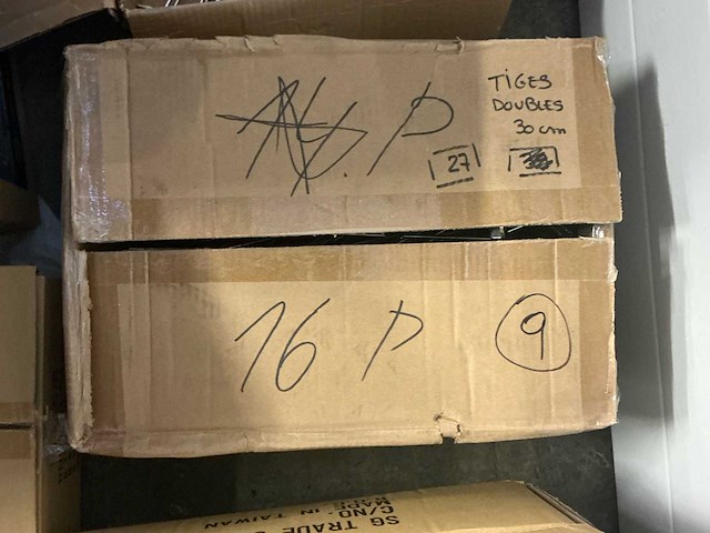 Lot van diverse winkelstelling artikelen. - afbeelding 4 van  26