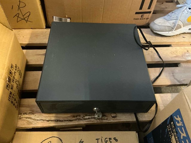 Lot van diverse winkelstelling artikelen. - afbeelding 15 van  26