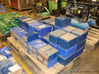 Lot van gevulde opbergdozen - berner - diverse bevestigingsmaterialen - afbeelding 2 van  3