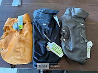 Lot van hondenjasjes - afbeelding 1 van  1