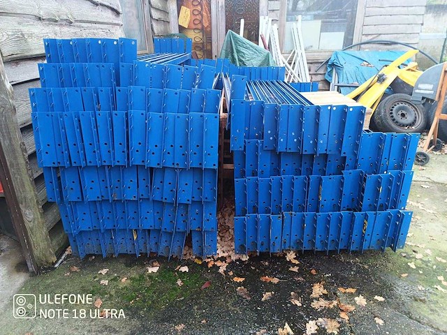 Lot van modulaire stellingen - afbeelding 5 van  26