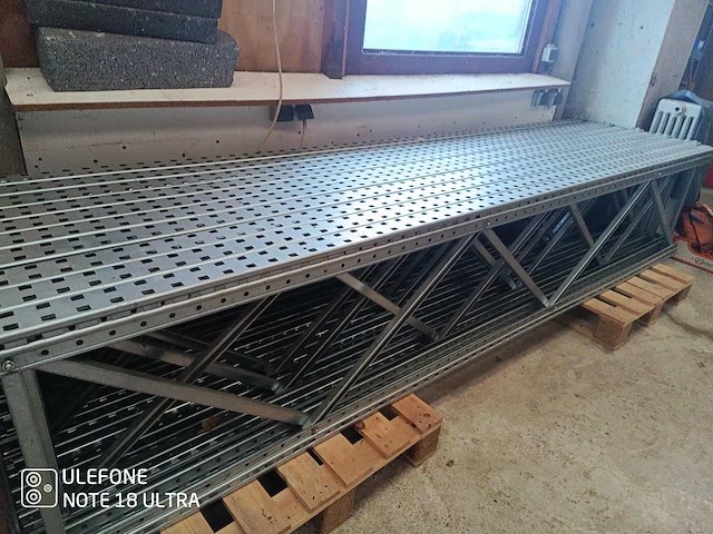 Lot van modulaire stellingen - afbeelding 14 van  26