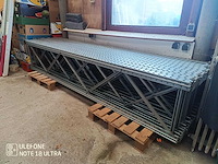 Lot van modulaire stellingen - afbeelding 15 van  26