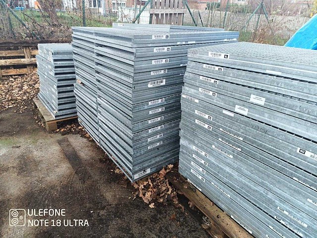 Lot van modulaire stellingen - afbeelding 21 van  26