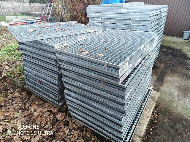 Lot van modulaire stellingen - afbeelding 22 van  26