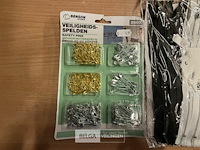 Lot van naaibenodigdheden - afbeelding 3 van  4
