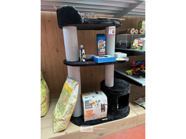 Lot van spullen voor katten - afbeelding 1 van  5