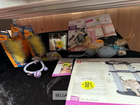 Lot van spullen voor katten - afbeelding 4 van  5