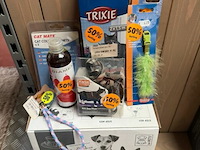 Lot van spullen voor katten - afbeelding 1 van  3