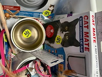 Lot van spullen voor katten - afbeelding 2 van  3