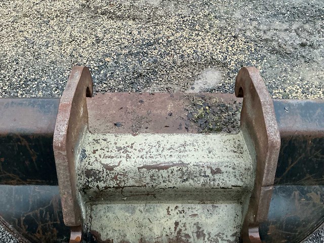 Lot van standaard graafbak - afbeelding 2 van  11