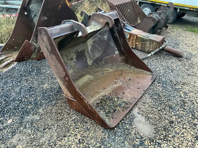 Lot van standaard graafbak - afbeelding 9 van  11