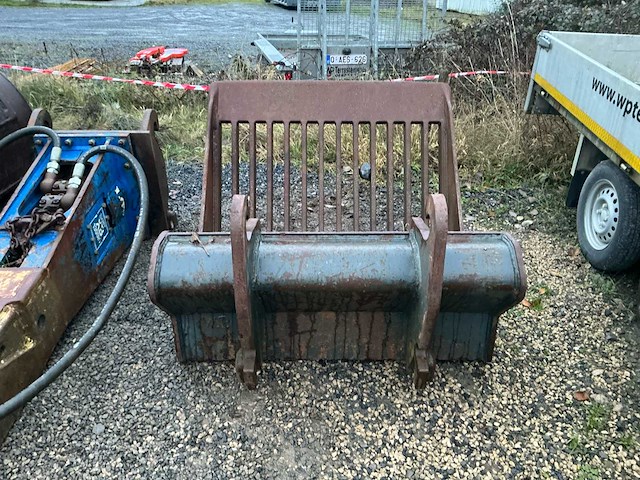 Lot van standaard puingraafbak - afbeelding 4 van  8