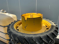 Lot van tractorwielen - afbeelding 4 van  6
