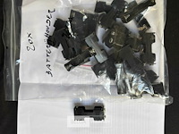 Lot van verschillende elektronische componenten - afbeelding 2 van  15