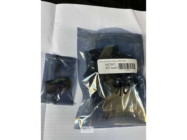 Lot van verschillende elektronische componenten - afbeelding 4 van  15