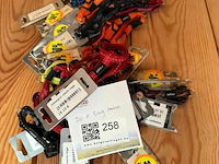 Lot van verschillende tuigjes mini (±20x) - afbeelding 1 van  2