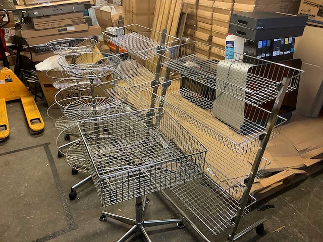 Lot van winkel meubilair - afbeelding 7 van  14