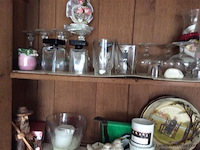 Lot varia in buffetkasten - afbeelding 2 van  6