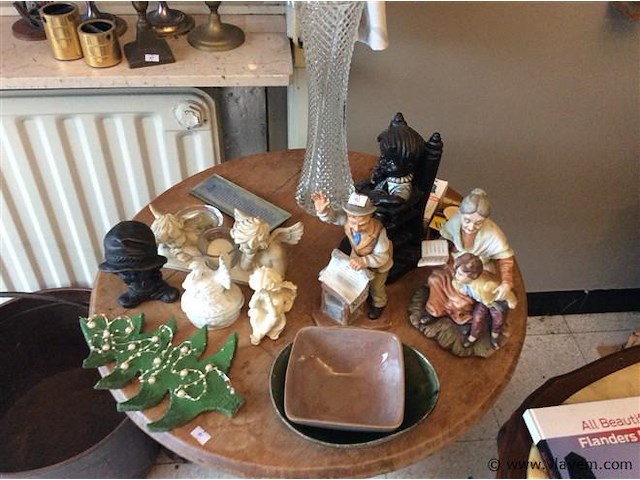 Lot varia - afbeelding 1 van  4