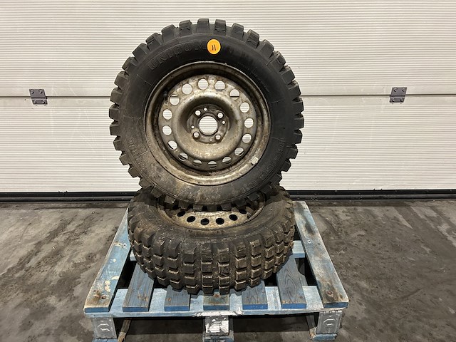 Lot velgen met tap-banden voor autocross - afbeelding 1 van  4