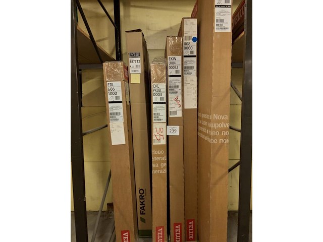 Lot velux divers - afbeelding 1 van  5