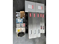 Lot velux zonwering, motoren, enz... - window - afbeelding 1 van  7