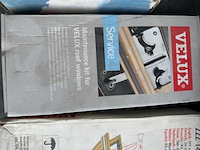 Lot velux zonwering, motoren, enz... - window - afbeelding 3 van  7