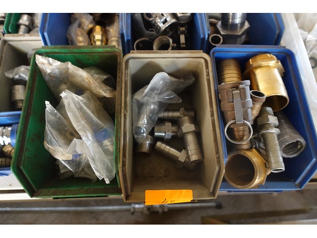 Lot verbindingsstukken voor flexibele slangen - afbeelding 3 van  7