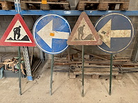 Lot verkeersborden
