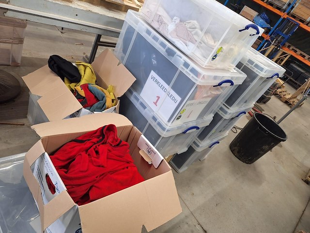 Lot verkleedkleren - afbeelding 6 van  9