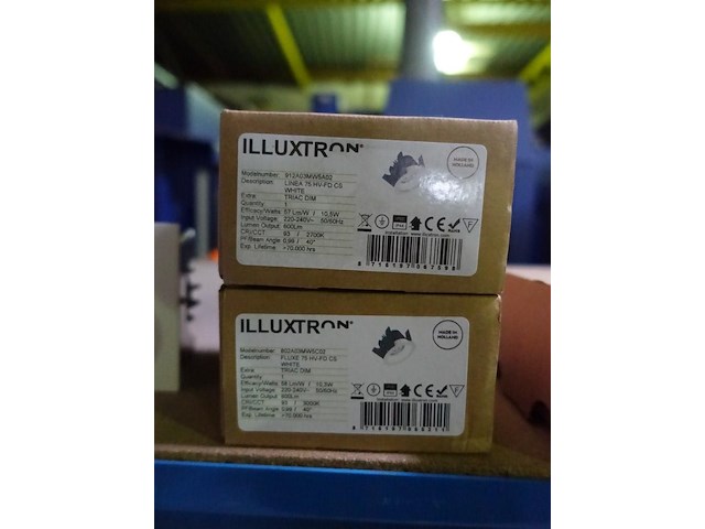 Lot verlichting - afbeelding 15 van  18