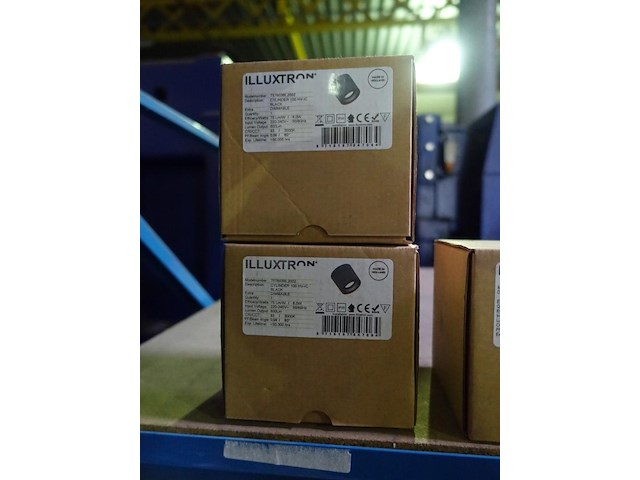 Lot verlichting - afbeelding 18 van  18