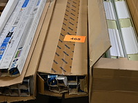Lot verlichtingsarmaturen en buislampen - afbeelding 2 van  2