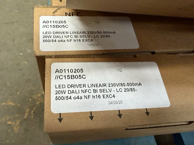 Lot verlichtingstoebehoren ong 25 dozen - afbeelding 2 van  9