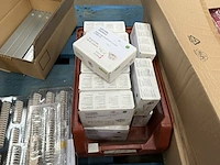 Lot verlichtingstoebehoren ong 25 dozen - afbeelding 7 van  9