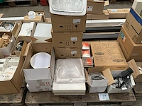 Lot verlichtingstoebehoren ong 30 dozen - afbeelding 4 van  9