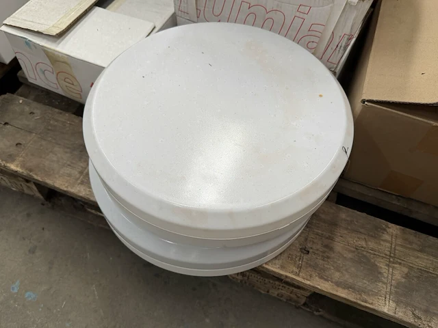 Lot verlichtingstoebehoren ong 30 dozen - afbeelding 8 van  9