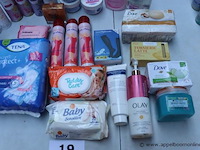 Lot verzorgingsproducten - afbeelding 4 van  4