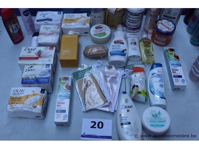 Lot verzorgingsproducten - afbeelding 4 van  4