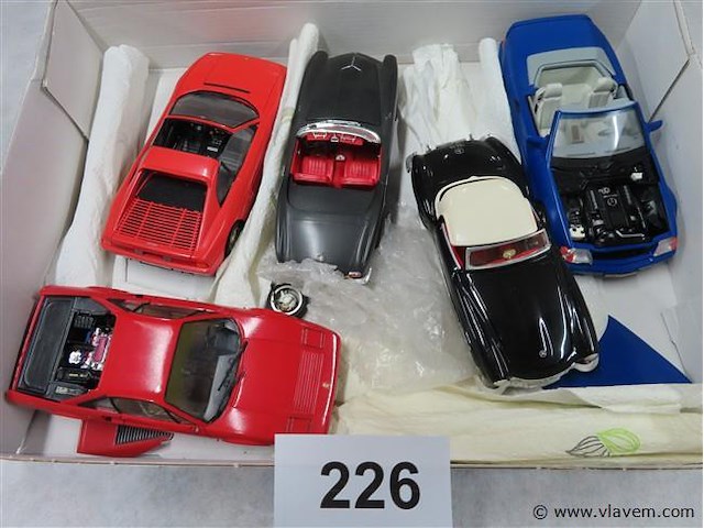 Lot voor onderdelen - afbeelding 1 van  4