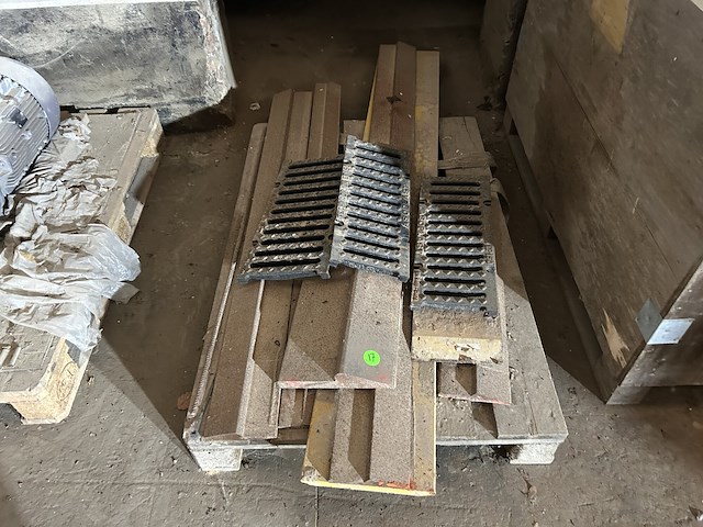 Lot voorzetmessen voor kraanbakken - afbeelding 1 van  1